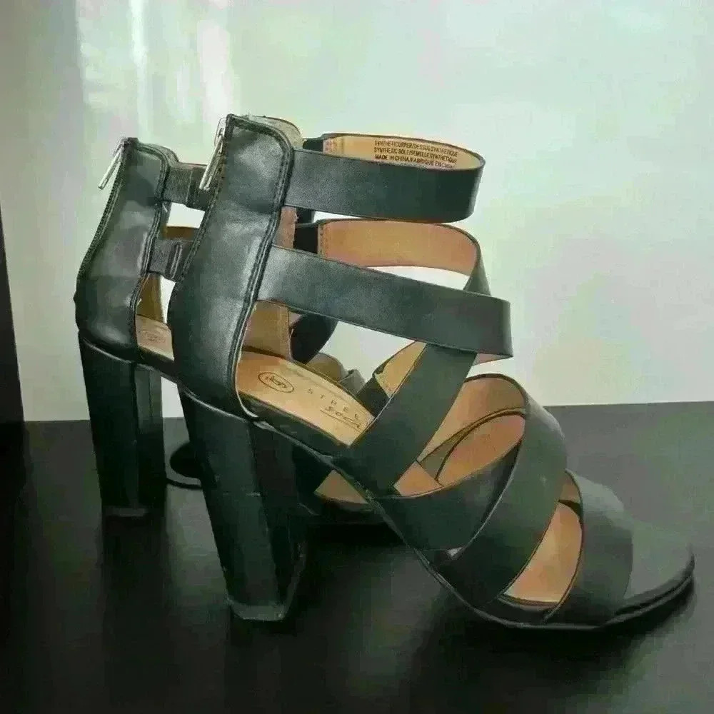 Streetwear Society Woman’s Black Heels Size 6 - Picture 2 of 7